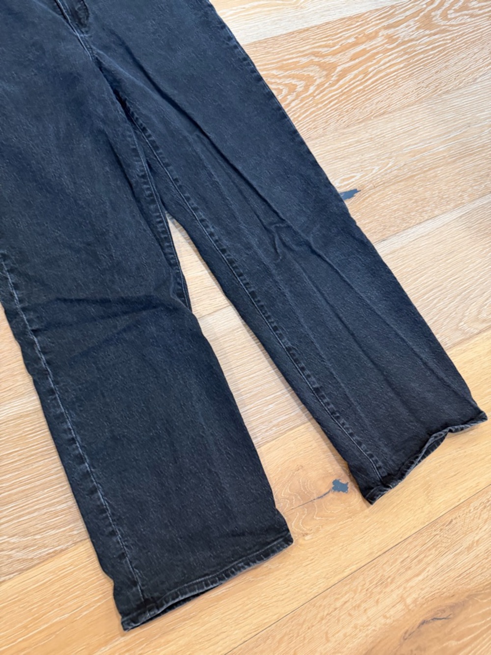 Madewell • Perfect Vintage Wide Leg Jean - Picture 3 of 8